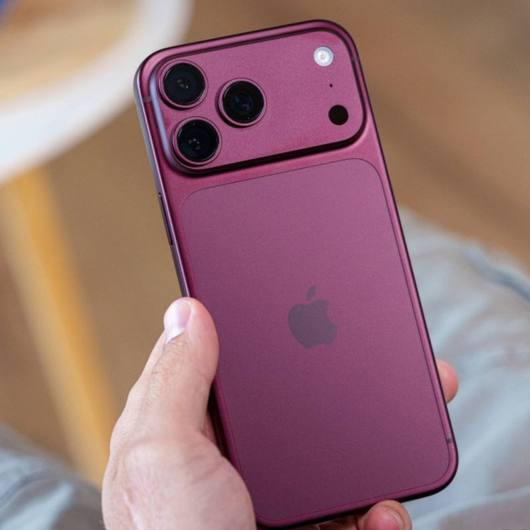 گوشی موبایل اپل مدل iPhone 18 Pro Max CH دو سیم کارت ظرفیت 256 گیگابایت و رم 12 گیگابایت